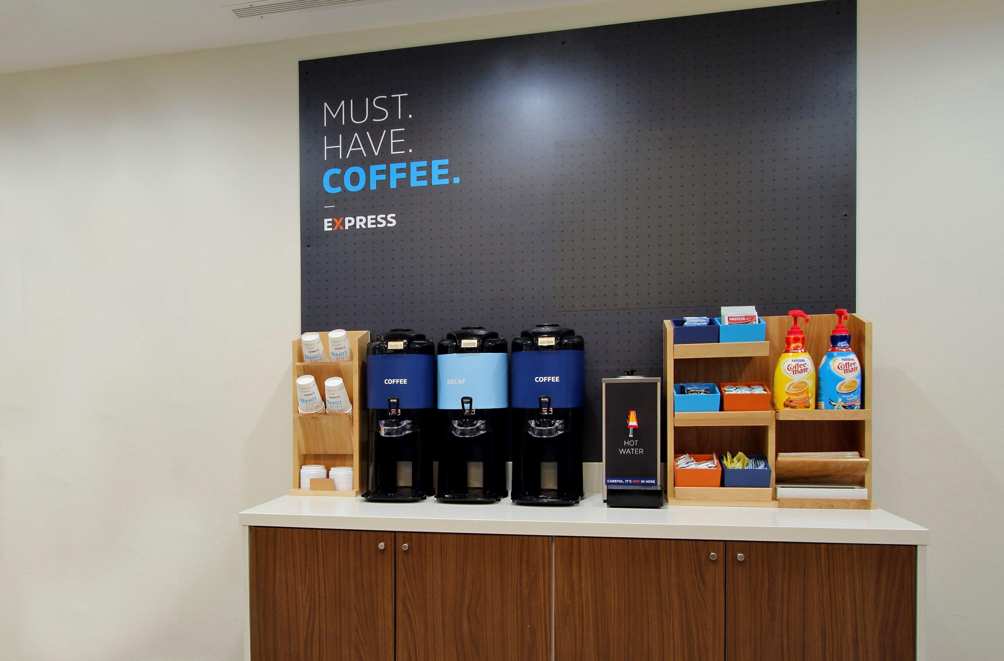 Holiday Inn Express Hotel & Suites Birmingham - Inverness 280 By Ihg Bagian luar foto