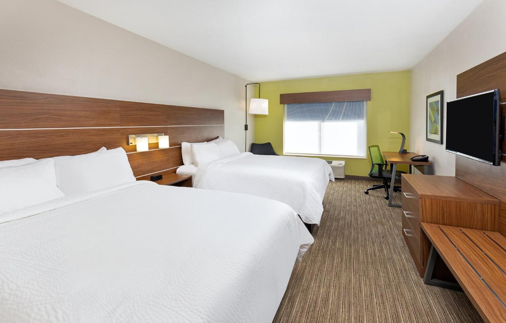 Holiday Inn Express Hotel & Suites Birmingham - Inverness 280 By Ihg Bagian luar foto
